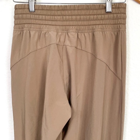 Athleta Camden Neutral Tan Size: 2 - Picture 5 of 10